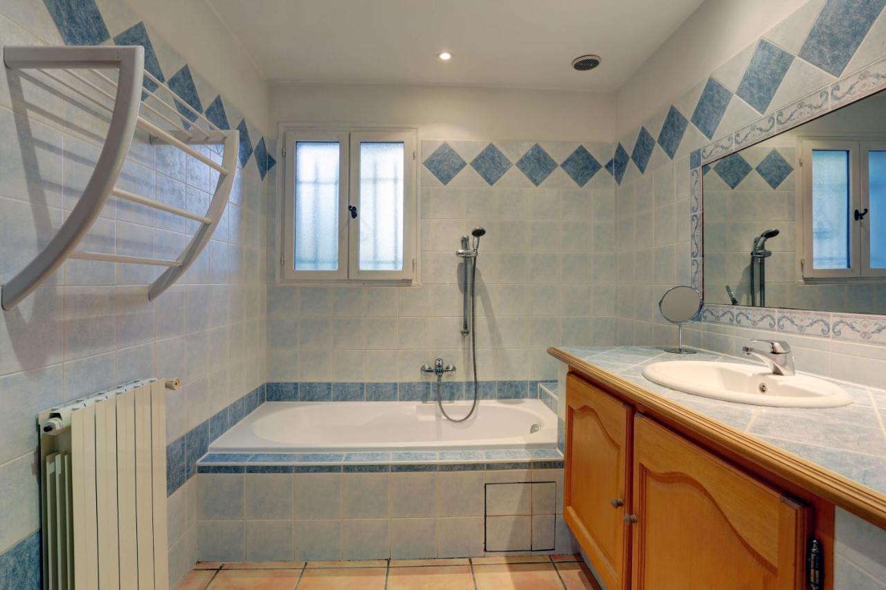 Villa De Charme, 8 Pers, Climatisee, Piscine Chauffee, Calme Garanti 罗克布伦河畔阿尔让 外观 照片